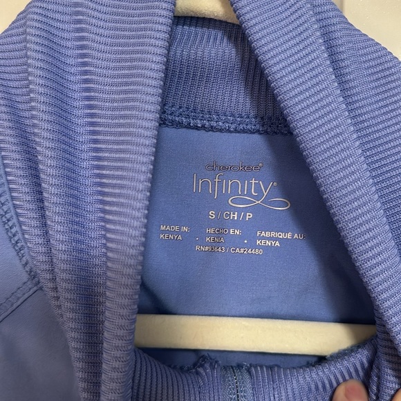 Cherokee Infinity scrub jacket. Size small. - Picture 2 of 6